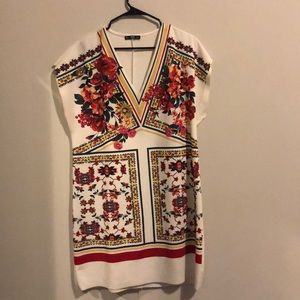 Boho Zara V neck dress with floral pattern